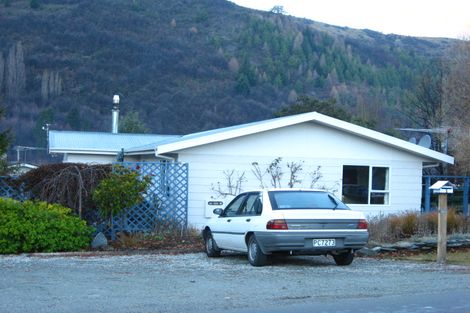 Photo of property in 1 Centennial Avenue, Arrowtown, 9302