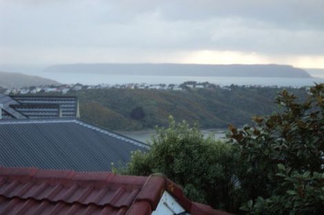Photo of property in 7a Coventry Close, Ascot Park, Porirua, 5024