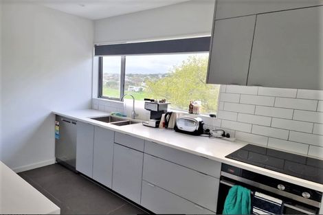Photo of property in 4/38 Makara Road, Karori, Wellington, 6012