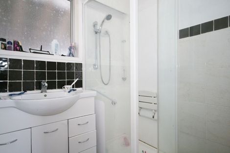 Photo of property in 1/29 Lane Road, Weymouth, Auckland, 2103