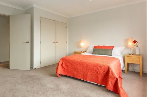 Photo of property in 100 Willowview Drive, Redwood, Christchurch, 8051