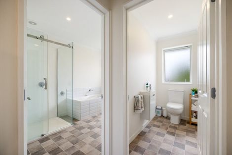 Photo of property in 22 Claremont Crescent, Amberley, 7410