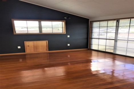 Photo of property in 1/2 Wolfe Street, Regent, Whangarei, 0112