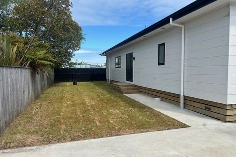 Photo of property in 26 Romilly Street, Westport, 7825