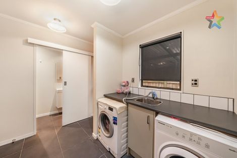 Photo of property in 2a Burke Grove, Naenae, Lower Hutt, 5011