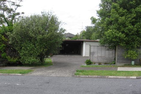 Photo of property in 1/4 Boys Place, Pakuranga Heights, Auckland, 2010