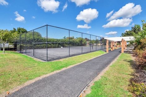 Photo of property in 81 Hillwell Drive, Henderson, Auckland, 0612