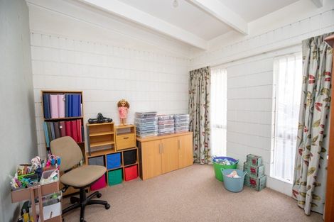 Photo of property in 6 Pinnock Place, Ngatea, 3503