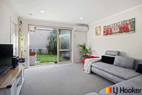 Photo of property in 13 Akeake Lane, Manurewa, Auckland, 2102