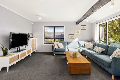 Photo of property in 60 Frobisher Street, Island Bay, Wellington, 6023