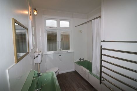 Photo of property in 6 Edward Street, Dannevirke, 4930