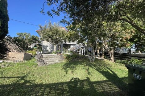 Photo of property in 1/2 Brian Avenue, Forrest Hill, Auckland, 0620