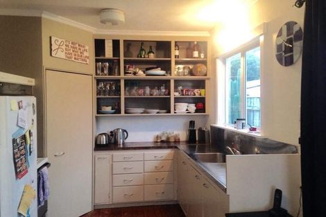 Photo of property in 179 Mangorei Road, Merrilands, New Plymouth, 4312