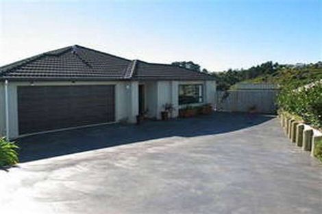 Photo of property in 13 Kaweka Close, Aotea, Porirua, 5024