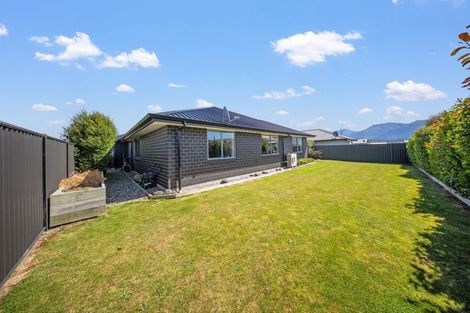 Photo of property in 28 Rodeo Drive, Te Anau, 9600