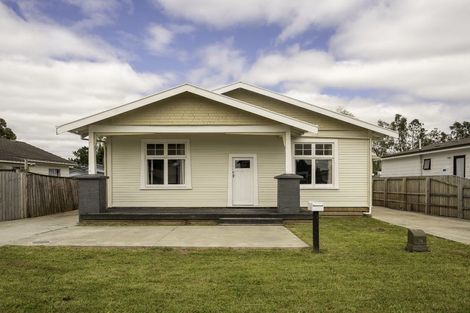 Photo of property in 12 Vera Street, Marton, 4710