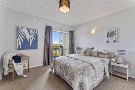 Photo of property in 66 Martin Road, Paraparaumu Beach, Paraparaumu, 5032