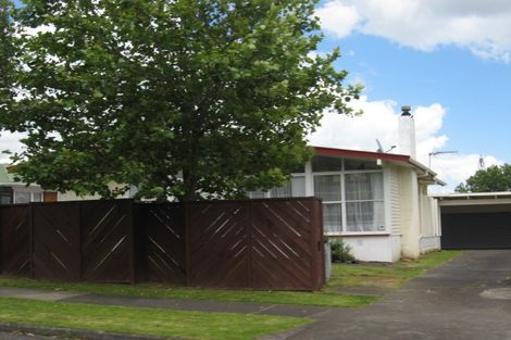 Photo of property in 154 Rowandale Avenue, Manurewa, Auckland, 2102