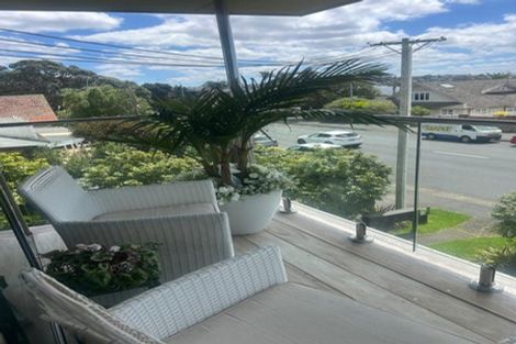 Photo of property in 3/62 Kitchener Road, Milford, Auckland, 0620