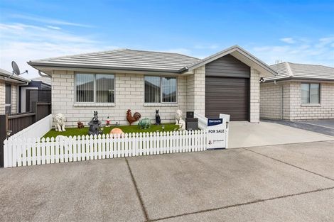 Photo of property in 12 Crest Way, Papamoa, 3118