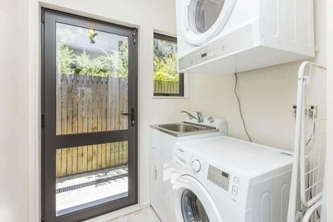 Photo of property in 29 Thomas Street, Stokes Valley, Lower Hutt, 5019