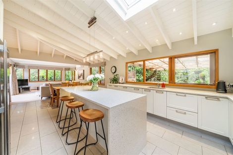 Photo of property in 30c Chatsworth Road, Silverstream, Upper Hutt, 5019