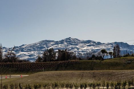 Photo of property in 11 Kahiwi Drive, Lower Shotover, Queenstown, 9304