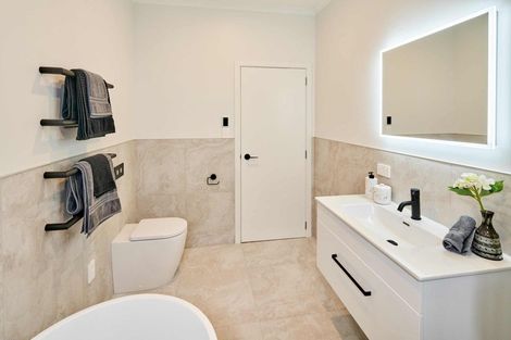 Photo of property in 8 Huia Street, Petone, Lower Hutt, 5012