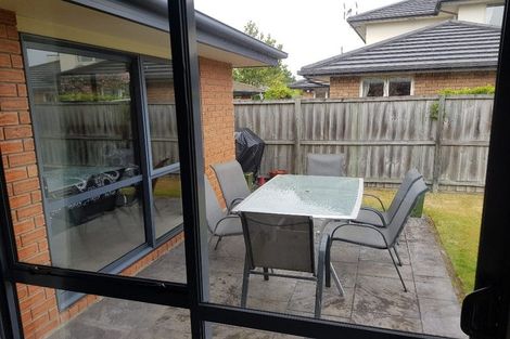 Photo of property in 6a Blarney Place, Casebrook, Christchurch, 8051