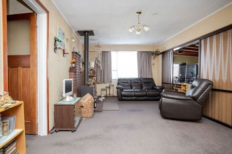 Photo of property in 4 Otanga Street, Dannevirke, 4930