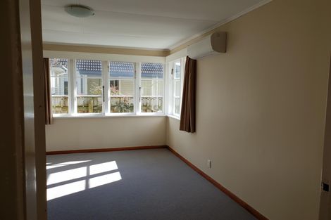 Photo of property in 26 Manchester Street, Takaro, Palmerston North, 4412
