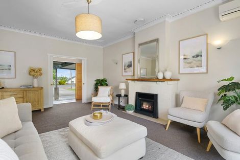 Photo of property in 18 Queen Street, Cambridge, 3434