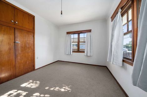 Photo of property in 301 Waiwhetu Road, Fairfield, Lower Hutt, 5011