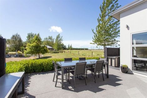 Photo of property in 27 Famille Close, Yaldhurst, Christchurch, 8042