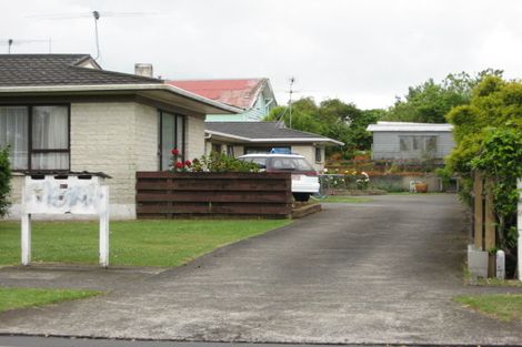 Photo of property in 1/69 West Street, Pukekohe, 2120