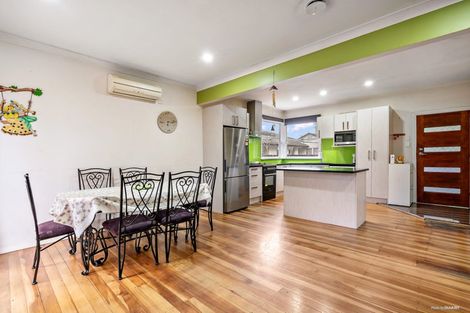 Photo of property in 4b Manuroa Road, Takanini, 2112