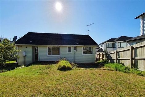 Photo of property in 1/26 Becroft Drive, Forrest Hill, Auckland, 0620