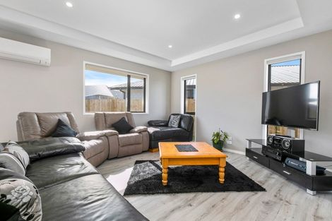 Photo of property in 59 Montiicola Drive, Papamoa Beach, Papamoa, 3118