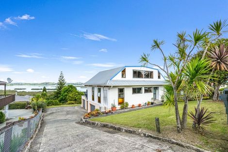 Photo of property in 72 West View Crescent, Onerahi, Whangarei, 0110