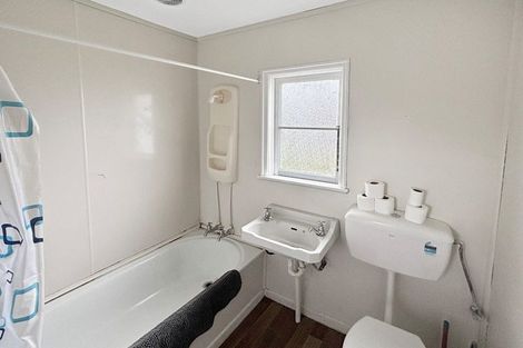 Photo of property in 22 Dreghorn Place, Tokoroa, 3420