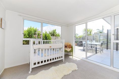 Photo of property in 3/38 William Souter Street, Forrest Hill, Auckland, 0620