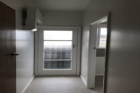 Photo of property in 16 Strathmore Avenue, Strathmore Park, Wellington, 6022