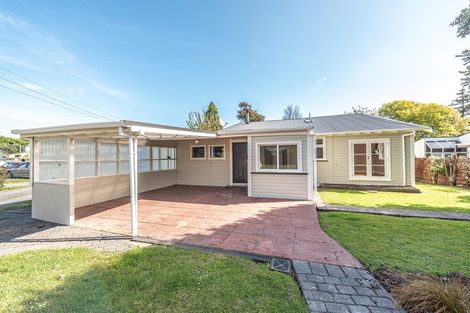 Photo of property in 12 Tregarth Street, Saint Johns Hill, Whanganui, 4501