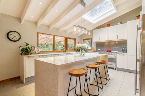 Photo of property in 30c Chatsworth Road, Silverstream, Upper Hutt, 5019