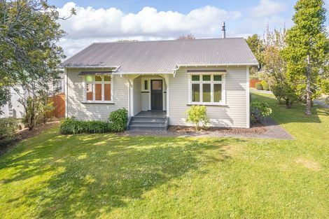 Photo of property in 12 Tregarth Street, Saint Johns Hill, Whanganui, 4501