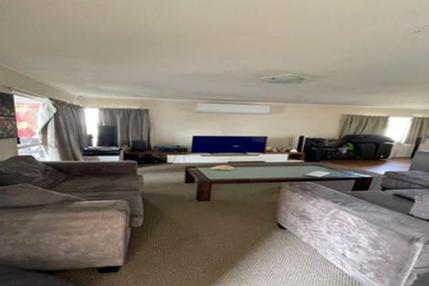 Photo of property in 1/3 Seddon Avenue, Papatoetoe, Auckland, 2104