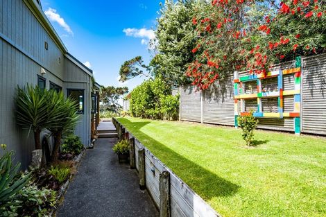 Photo of property in 730 Taiharuru Road, Taiharuru, Onerahi, 0192