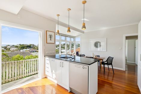 Photo of property in 36 Charlotte Avenue, Brooklyn, Wellington, 6021