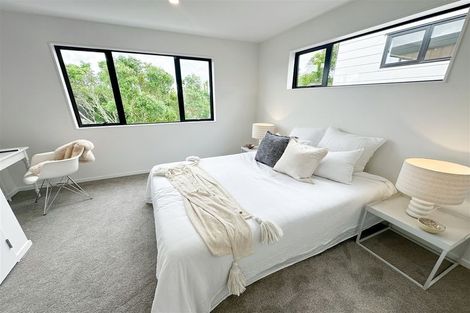 Photo of property in 8/9 Schnapper Rock Road, Greenhithe, Auckland, 0632