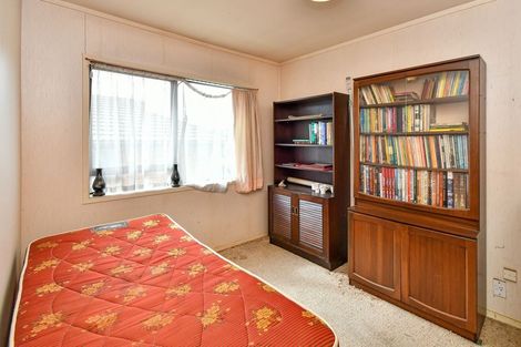 Photo of property in 2/16 Diorella Drive, Clover Park, Auckland, 2019